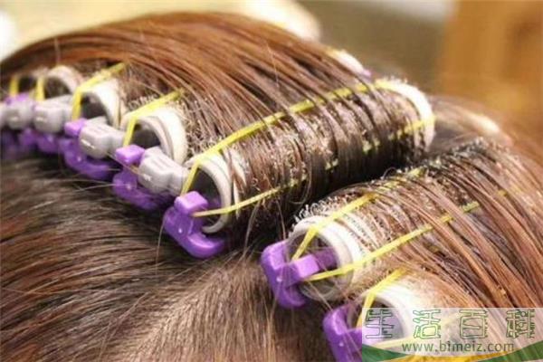 烫发压杠痕迹怎么处理 烫发压杠痕迹是什么样子