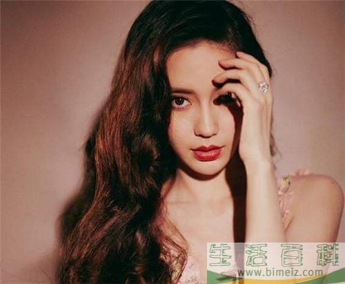 怎样打理烫过的卷发 烫发后如何让发型保持长久 
