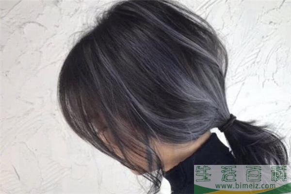 铅笔灰头发怎么染 铅笔灰掉色后是什么颜色