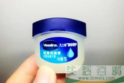 凡士林有没有去黑头的作用3