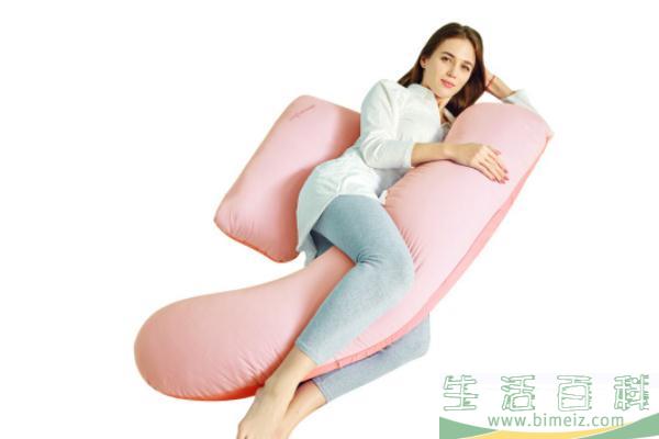 孕妇枕对腰疼有帮助吗 孕妇枕对胎儿有什么好处