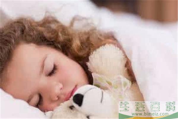 裸睡会提高睡眠质量吗 裸睡有助于睡眠吗