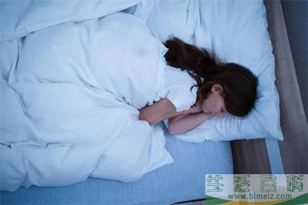 裸睡会提高睡眠质量吗 裸睡有助于睡眠吗