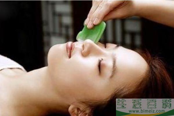 刮痧后多久才能洗澡 刮痧洗澡了会怎么样