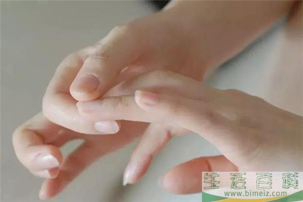 手部粗糙去角质可以吗 手部粗糙怎么快速细腻