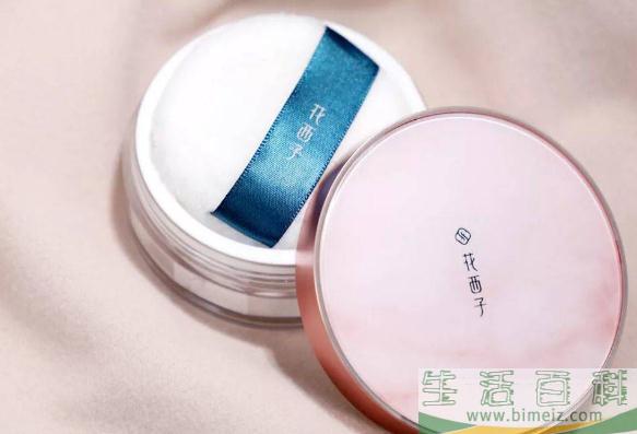 散粉要用刷子还是粉扑 散粉要用什么粉扑比较好