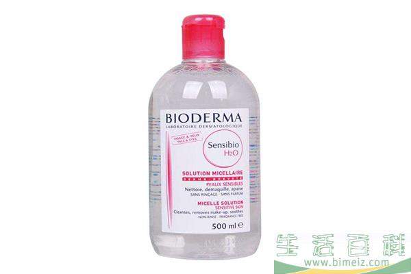爽肤水和乳液使用方法流程