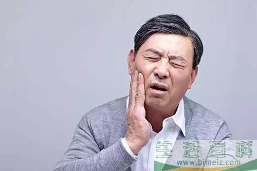 口腔溃疡能吃无花果吗 口腔溃疡为什么反复发作