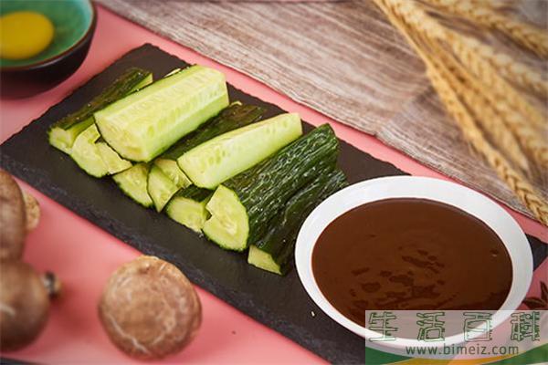 甜面酱是发物吗 甜面酱可以直接拌面吗