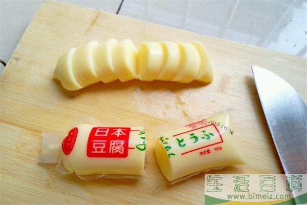 日本豆腐怎么打开 日本豆腐怎么切才不碎