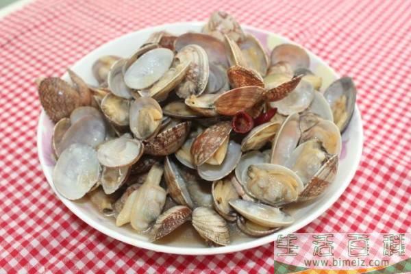 花甲泡一晚上会死吗 怎么看出花甲是否死了