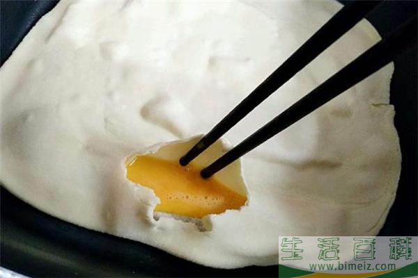 鸡蛋灌饼的面怎么和 鸡蛋灌饼的酱怎么做