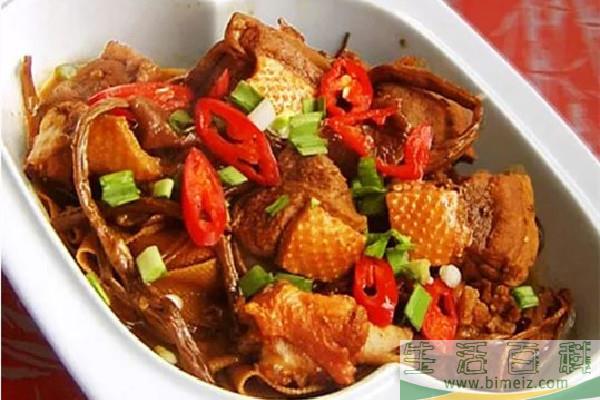 鸭肉有股骚味怎么回事 鸭肉怎么做不腥不柴