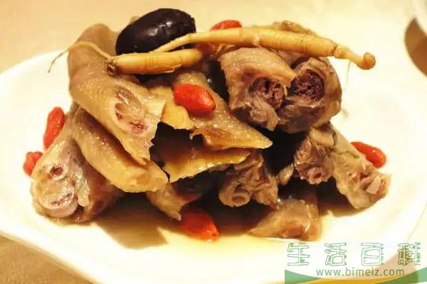 鸭肉有股骚味怎么回事 鸭肉怎么做不腥不柴
