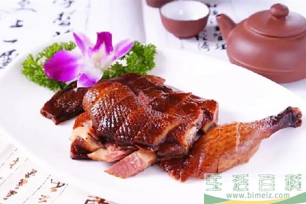 鸭肉和鸡肉哪个热量高 鸭肉和鸡肉哪个有营养价值