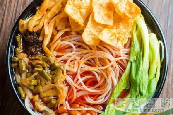 螺蛳粉臭的原因是因为酸笋吗 螺蛳粉的味道怎么形容