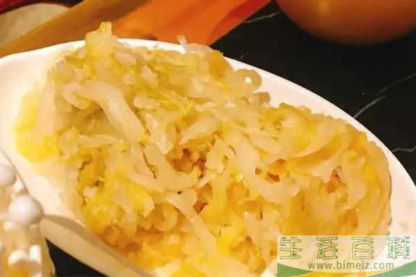 酸菜和泡菜一样吗 酸菜可以放冰箱冷冻吗