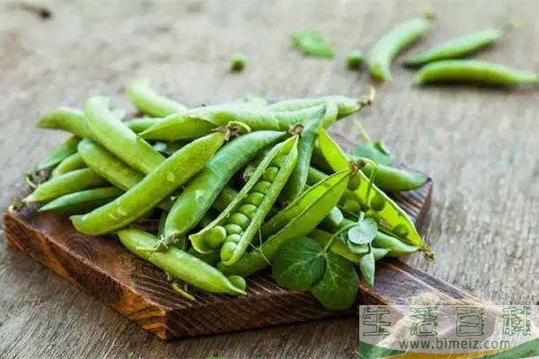 青豆怎么炒好吃 青豆炒虾仁的做法