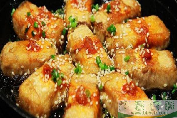 毛豆腐和豆腐乳是一个东西吗 毛豆腐什么味道