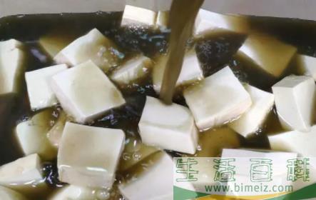 臭豆腐是怎样变成黑色的2