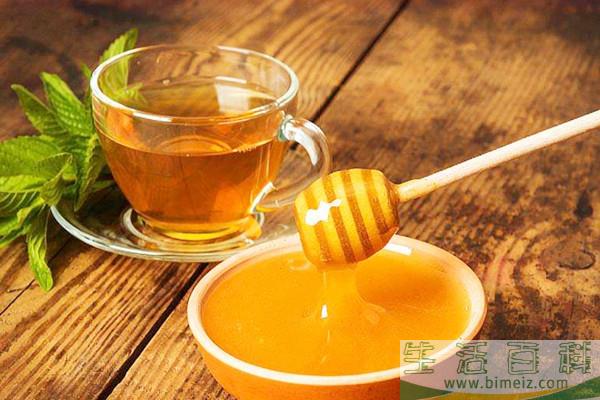 蜂蜜可以治疗便秘吗 蜂蜜可以治疗咳嗽吗