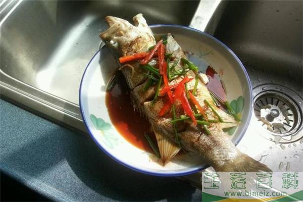 鲈鱼死了多久不能吃了 鲈鱼死了能过夜吗