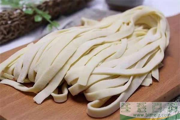 手擀面的做法 手擀面怎么做劲道