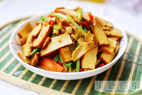 芹菜炒豆干怎做好吃 芹菜炒豆干的技巧
