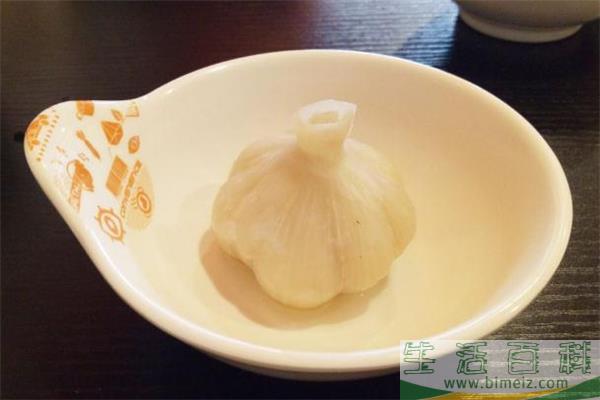 糖蒜可以用塑料瓶腌制吗 糖蒜用什么容器腌制