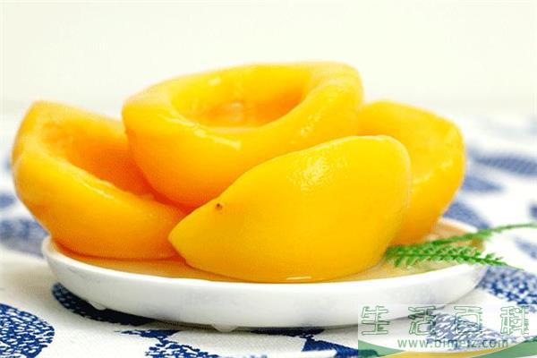 黄桃罐头有酒味还能吃吗 黄桃罐头怎么看坏没坏