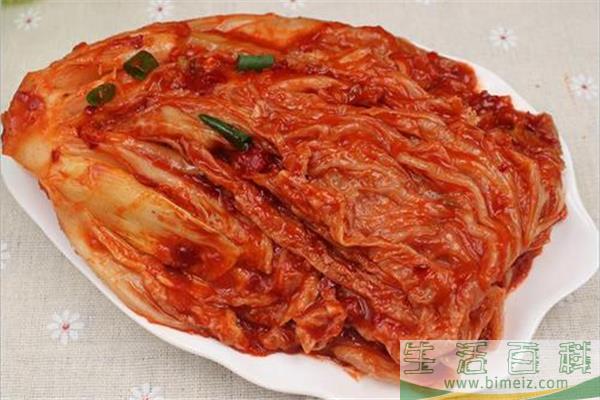 辣白菜有白点点还能吃吗 辣白菜有点苦怎么回事