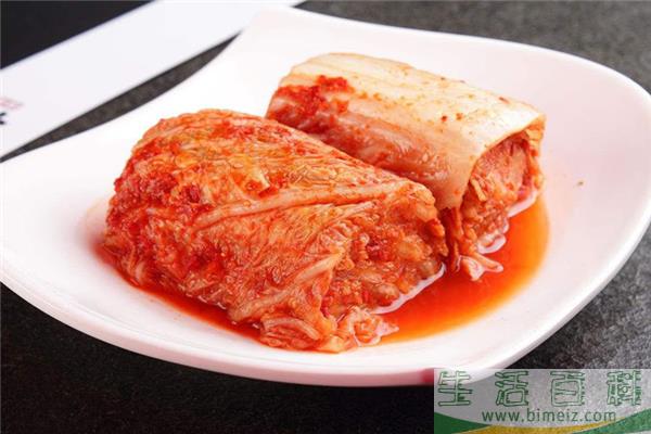 辣白菜有白点点还能吃吗 辣白菜有点苦怎么回事