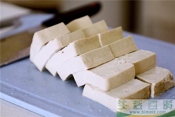 豆腐会使尿酸增高吗 豆腐不适合什么人群吃