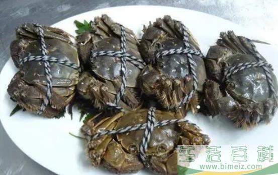 大闸蟹不解绳子怎么洗2