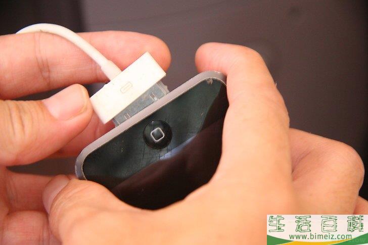 如何解决 iPod 死屏故障
