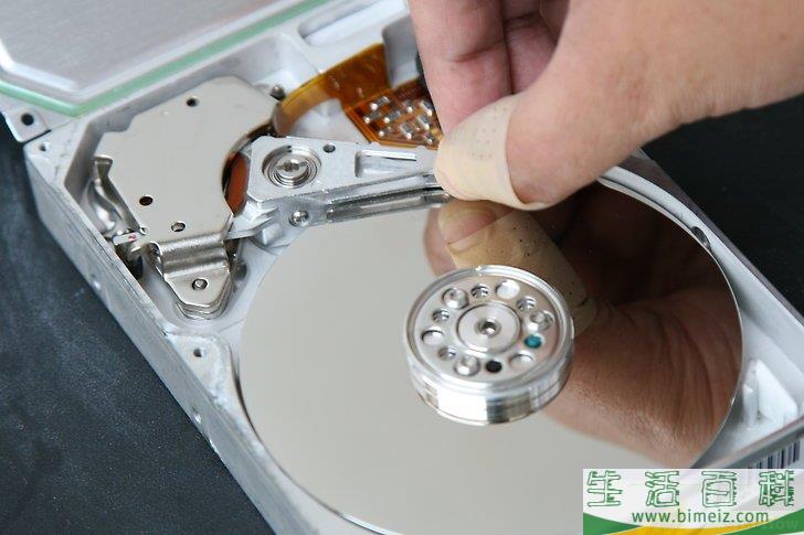 怎么彻底损毁一个硬盘