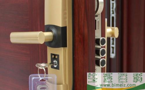 防盗门反锁坏了怎么修？对症处理是关键